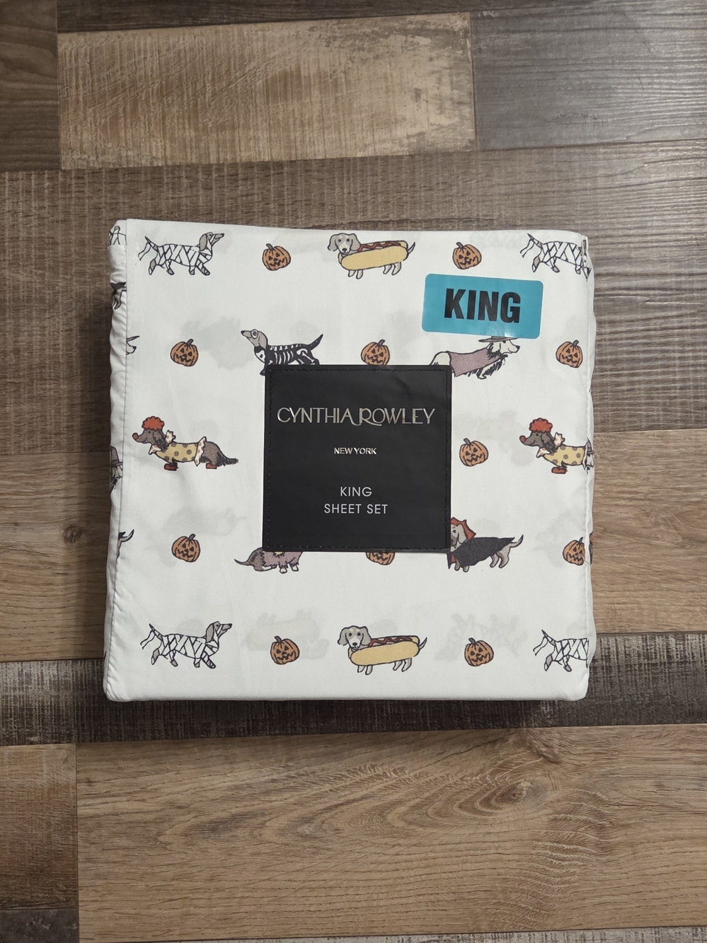 Cynthia Rowley Dachsund Halloween King Sheet Set